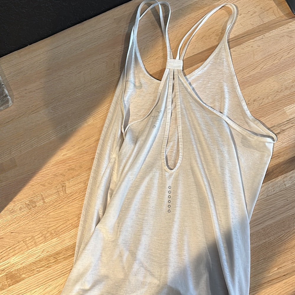 Nike Tank - Picture 2 of 3